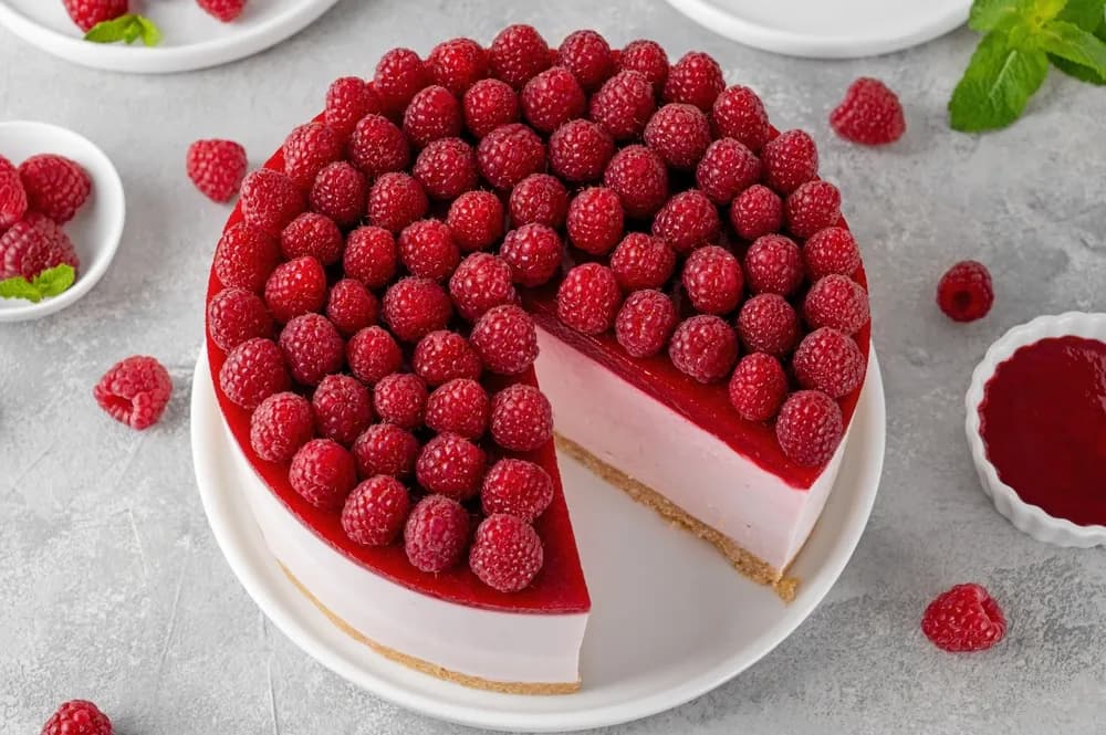 Jakie owoce do sernika na zimno? Odkryj najlepsze smaki i połączenia Jakie owoce do sernika na zimno? Odkryj najlepsze smaki i połączenia